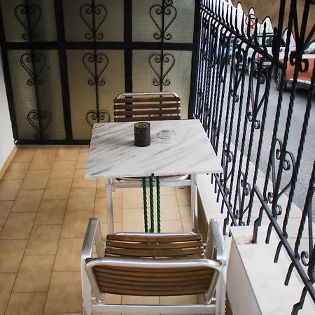 Glaros Blue Szálloda *