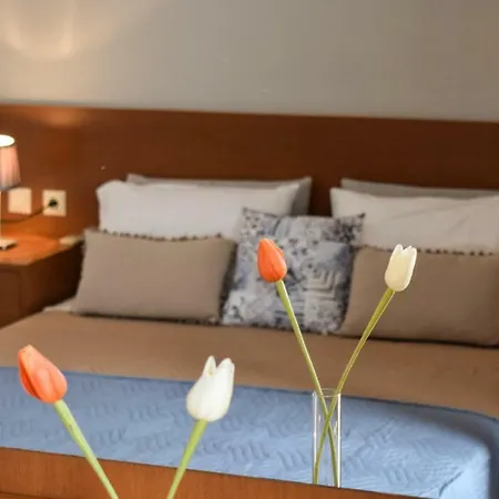 Glaros Blue Szálloda