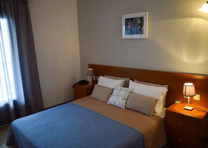 Glaros Blue Hotel *