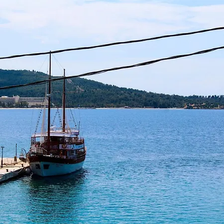 Отель Glaros Blue Неос-Мармарас