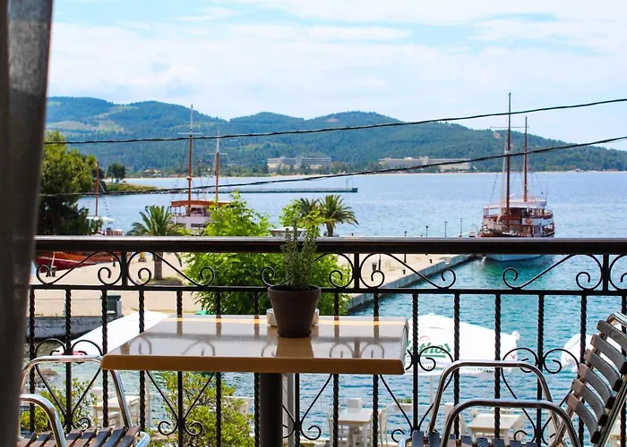 Hotel Glaros Blue *